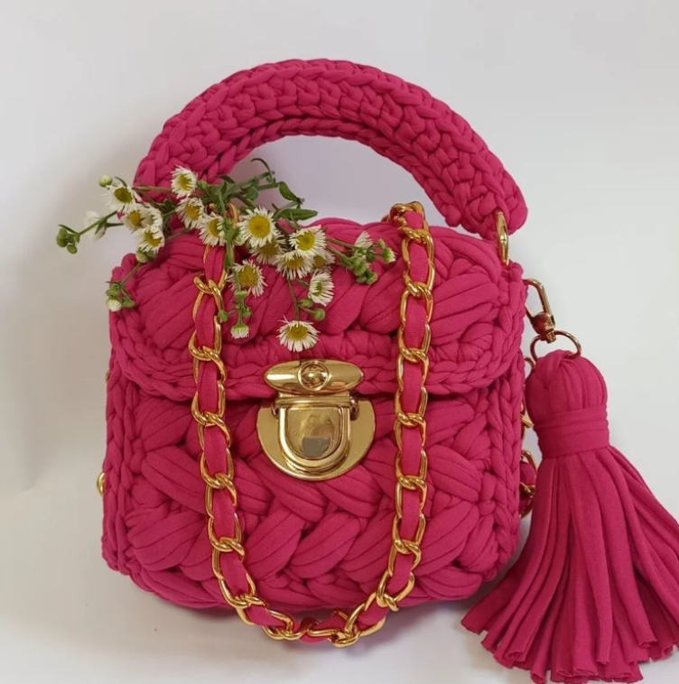 Candy Pink — рожева сумочка